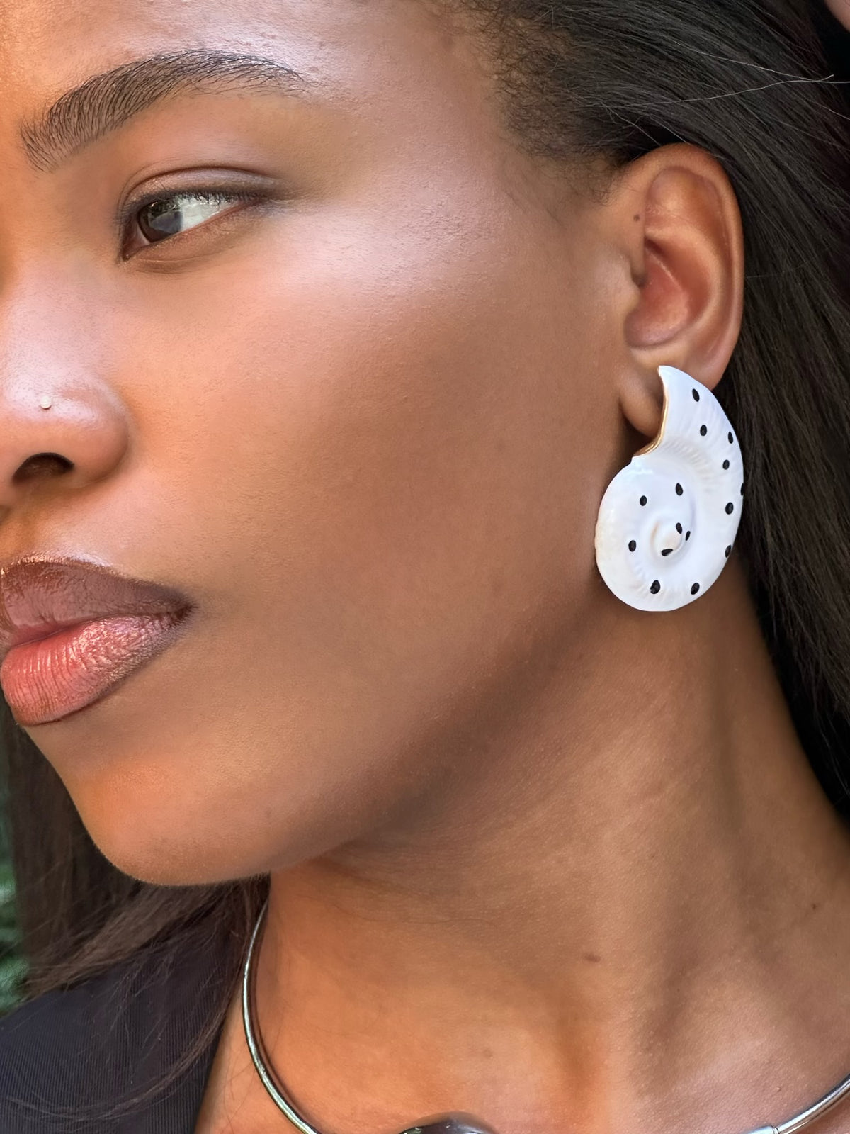Mira SeaShell Earrings